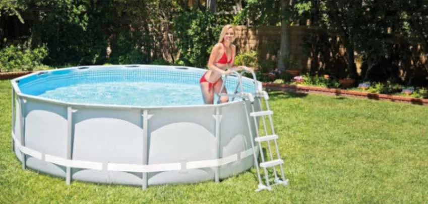 Intex 28075 Escalera para Piscinas Elevadas (91-107 cm) - Imagen 2